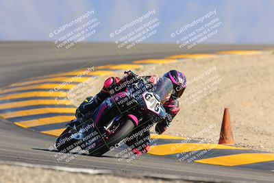 media/Oct-29-2022-CVMA (Sat) [[14c0aa3b66]]/Race 4 500 Supersport-350 Supersport/